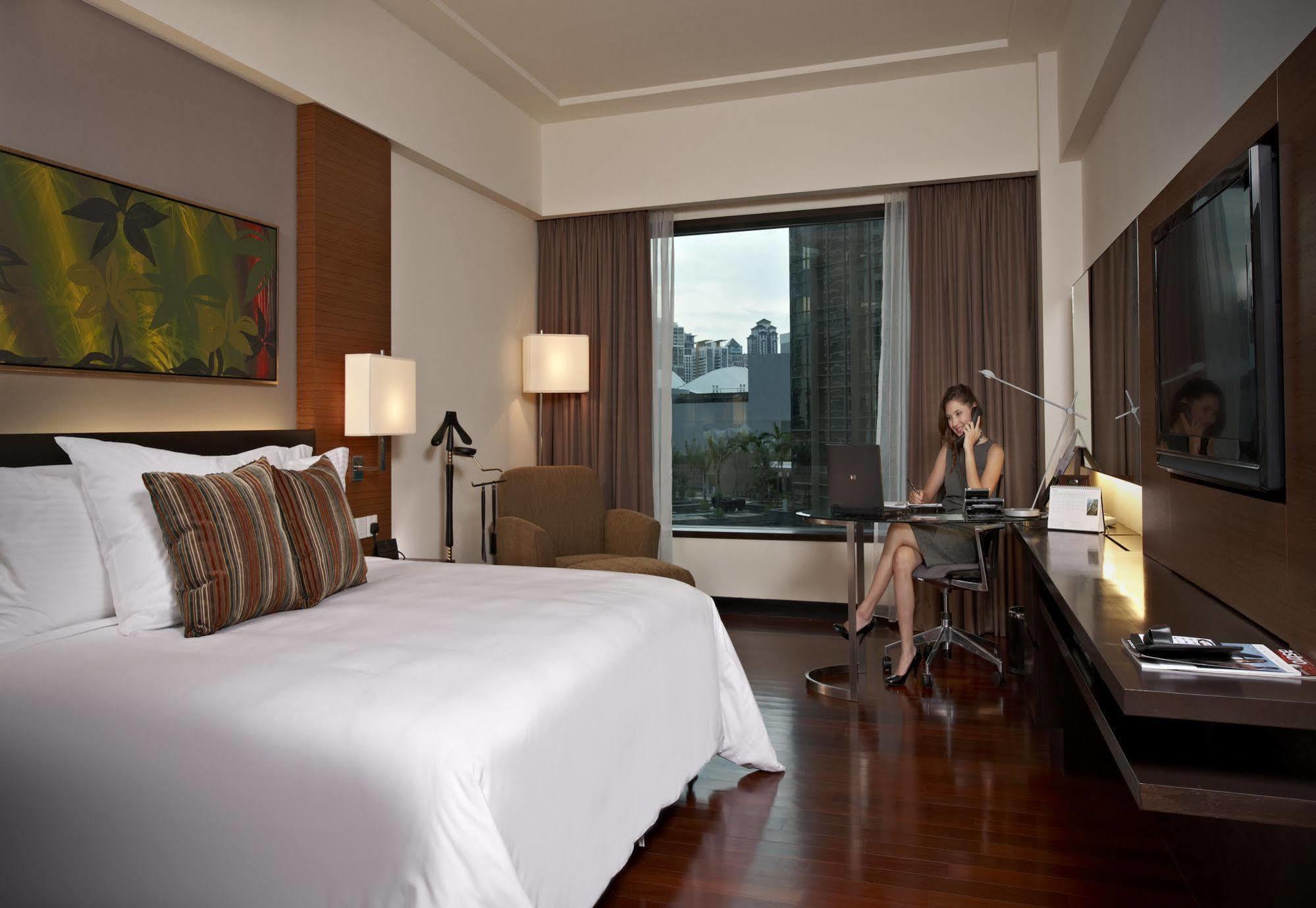 Impiana Klcc Hotel Kuala Lumpur Oda fotoğraf